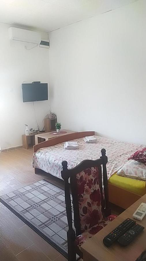 Ferienwohnung Apartman Laki Kotor Exterior foto
