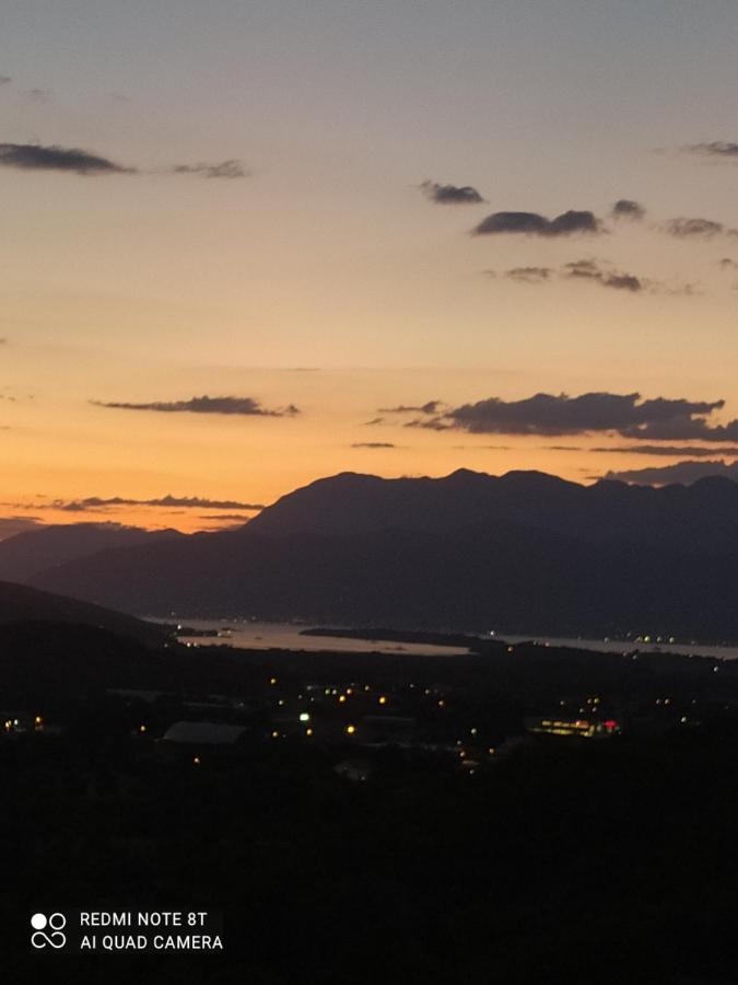 Ferienwohnung Apartman Laki Kotor Exterior foto