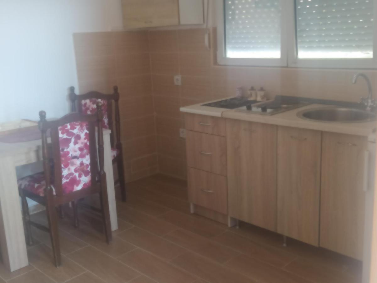 Ferienwohnung Apartman Laki Kotor Exterior foto